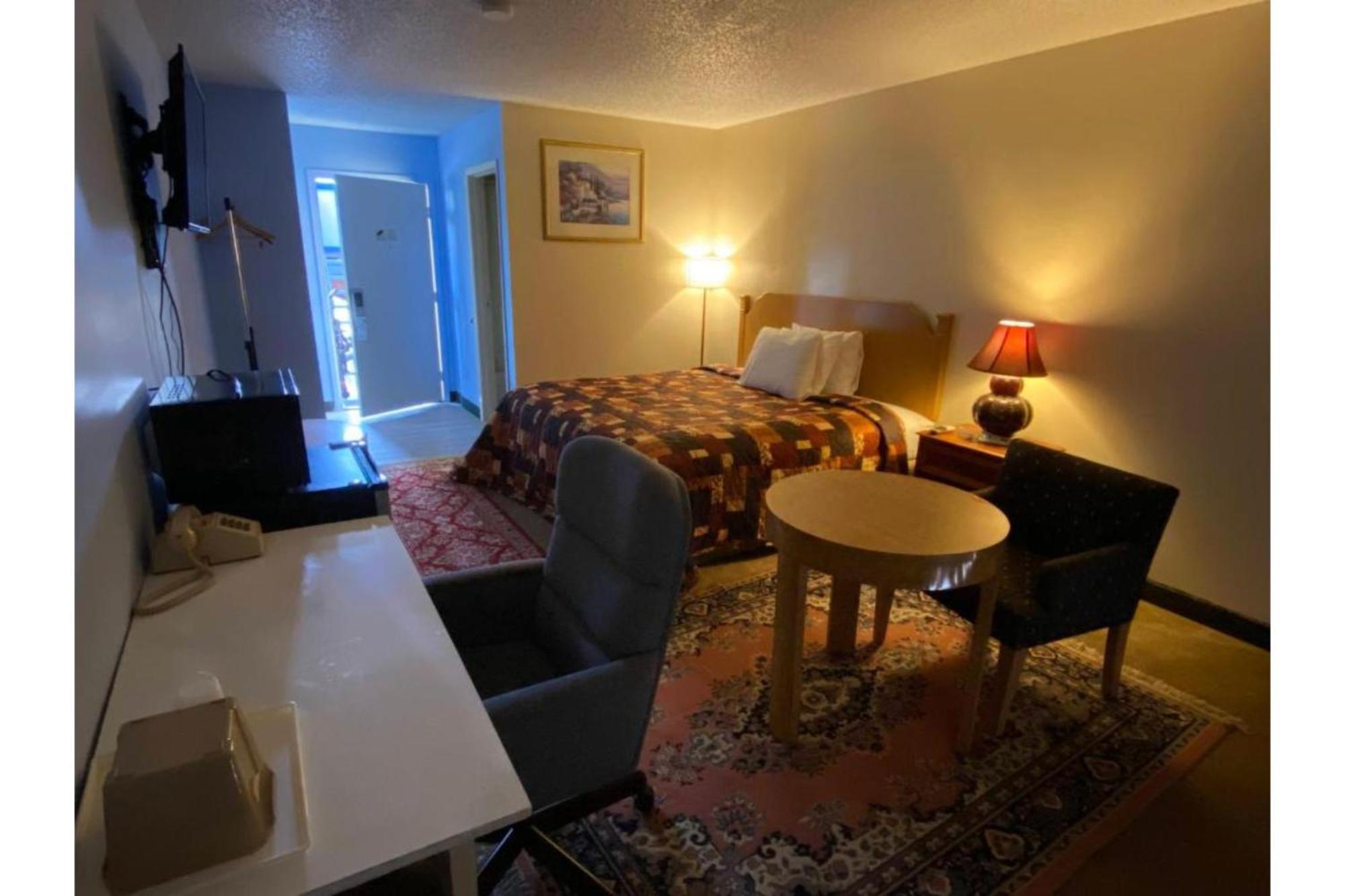 Riverside Lake Country Inn المظهر الخارجي الصورة
